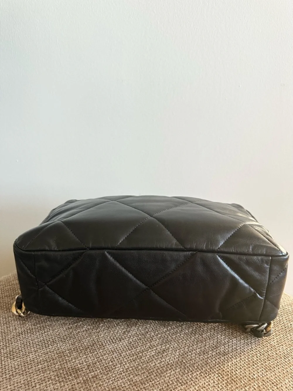 CHANEL Quilted Lambskin Black Leather 19 Bag